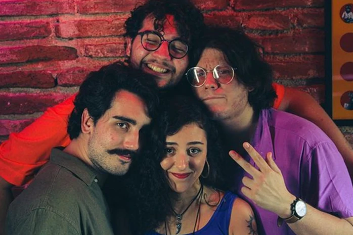 Receba os Hóspedes da Rua Rosa em sua biblioteca musical